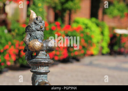 Petite statue gnome, nain à Wroclaw, Pologne, août 2018 Banque D'Images