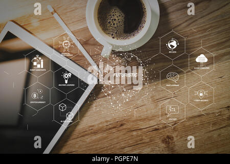 Dans l'industrie 4.0 futuriste et virtuel d'affaires diagramme avec l'IA, assistant robot, Cloud, big data et de l'automatisation. Tasse à café et table numérique sm dock Banque D'Images