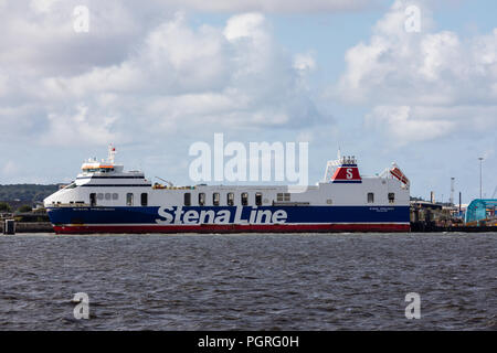 Stena Precision un rouleau sur le rouleau de la partie cargo de Stena Line ferry Birkenhead amarré sur la rivière Mersey Août 2018 Banque D'Images