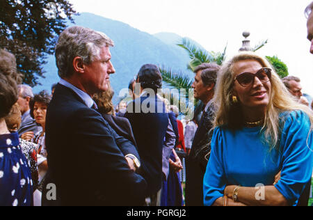 Friedrich Christian Flick Mick mit Schwägerin Donatella Missikoff, ca. 1987. Friedrich Christian Flick Mick avec sa sœur en droit Donatella Missikoff, ca. 1987. Banque D'Images