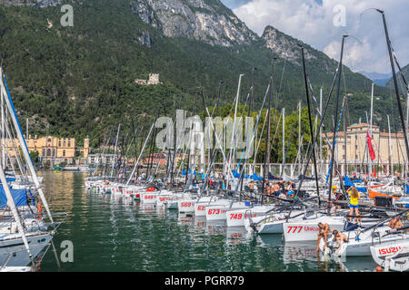 Riva del Garda, Lac de Garde, le Trentin, Italie, Europe Banque D'Images