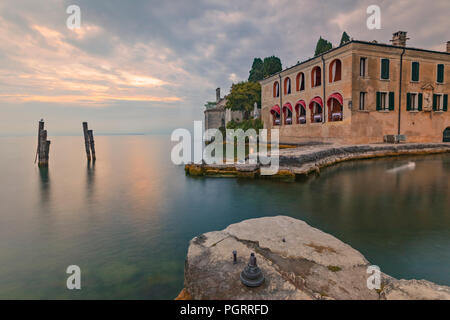 Punta San Vigilio, Garda, Lac de Garde, Vérone, Vénétie, Italie, Europe Banque D'Images