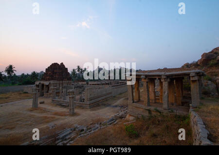 Achyuta Raya Temple, Hampi. Ancien temple dédié à Vishnu. Banque D'Images