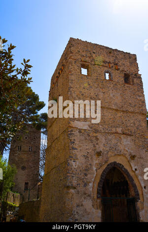 Ravello est haute au-dessus de la côte amalfitaine, au sud de l'Italie avec une vue fantastique sur la côte.c'est l'entrée de la Villa Rufolo dans la ville Banque D'Images