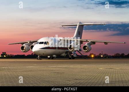 Un British Aerospace 146 passanger et VIP avion du No 32 Squadron de la Royal Air Force à la base aérienne de la RAF Northolt. Banque D'Images