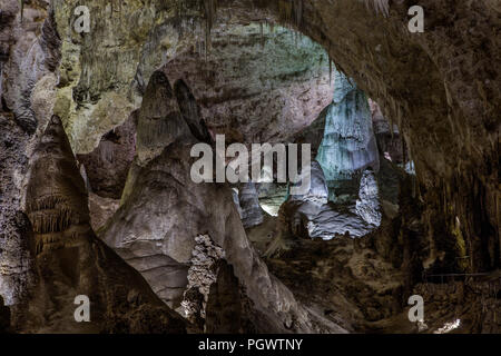 Les formations géologiques à l'intérieur de Carlsbad Caverns, Nouveau-Mexique Banque D'Images