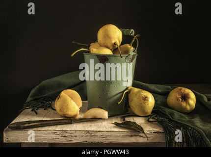 Nature morte aux poires. vintage. retro. Banque D'Images