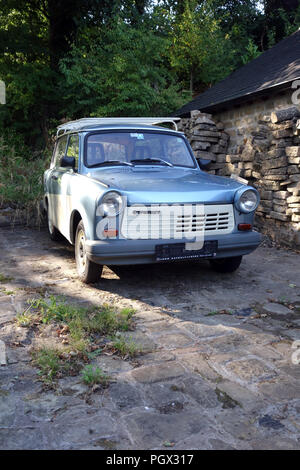 Vue avant de la Trabant break a été produite de 1957 à 1990 par l'ex-Allemagne de l'Est Banque D'Images