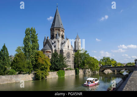 Temple neuf / Nouveau Temple protestant néo-roman, l'Église Protestante Réformée le long de la Moselle dans la ville de Metz, Moselle, Lorraine, France Banque D'Images