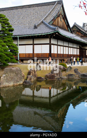 La photo montre l'intérieur du bâtiment Palais Ninomaru Château Nijo à Kyoto, au Japon le 13 novembre 2014. Le château a été construit par le shogun Tokugawa Ieyasu en 1603 w Banque D'Images