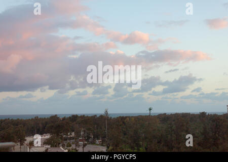 Vue de dessus du grand phare à Alexandrie, se tenait sur l'île de Pharos, Mer Méditerranée, et Al-Montaza, Alexandria, Egypt 2013 Banque D'Images