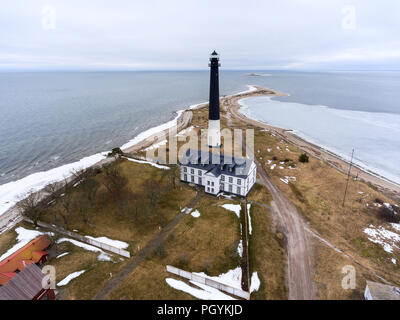 Phare sur Sorve péninsule en Torgu, paroisse de Saaremaa island, l'Estonie, Europe Banque D'Images