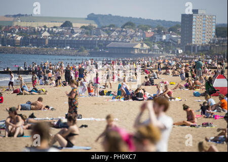 La plage de Portobello à Édimbourg est déserte que l'Écosse d'expérience à des changements climatiques à partir de la il suffit de 2 jours 'Fourneau Vendredi' à 'Soggy dimanche'. En vedette : Vendredi 27 juillet Où : Édinbourg, Royaume-Uni Quand : 29 juillet 2018 : Crédit d'Euan Cherry/WENN Banque D'Images