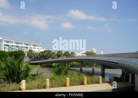 Ánh Cầu Sao (pont en arc-en-ciel ou Starlight Bridge), Ho Chi Minh Ville (Saigon) Vietnam Banque D'Images