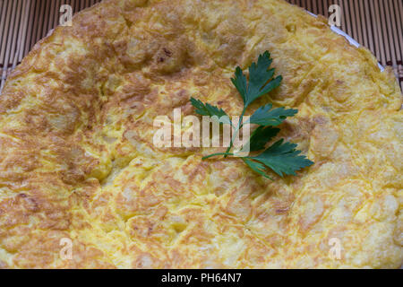 L'omelette espagnole tortilla espagnole. C'est un des plus typiques de l'Espagne Banque D'Images