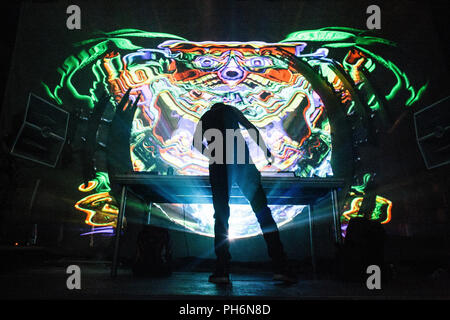 Danemark, copenhague - 10 août, 2018. Le collectif musical danois effectue une Flipkompaniet trance live concert au cours du festival de musique électronique STRØM 2018 Festival à Copenhague. (Photo crédit : Gonzales Photo - Malthe Ivarsson). Banque D'Images