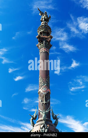 Monument de Christophe Colomb à Barcelone contre le ciel Banque D'Images