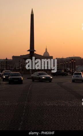 AJAXNETPHOTO. DEC 29th, 2008. PARIS, FRANCE. Place de la concorde avec l'Obélisque au coucher du soleil. Photo;Jonathan Eastland/Ajax REF 82912  1975 Banque D'Images