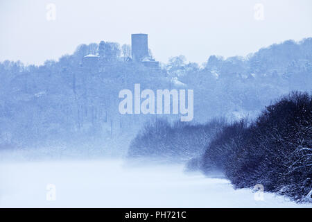 La vallée de la Ruhr en hiver, Burg Blankenstein, Hattingen Banque D'Images