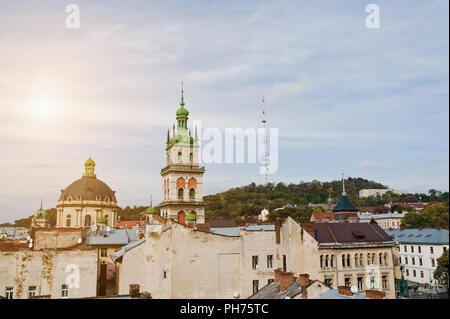 Panorama de la vieille ville de Lviv, le haut château. L'Ukraine. Banque D'Images