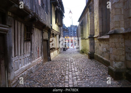 Rue de la prison, vieille ville de Honfleur, Normandie France Banque D'Images
