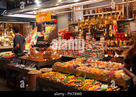 Stall à St Josep Marché de La Boqueria sur Las Ramblas à Barcelone, Espagne Banque D'Images