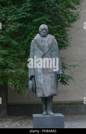 Konrad-Adenauer-Denkmal, Apostelnstrasse, Koeln, Nordrhein-Westfalen, Deutschland Banque D'Images