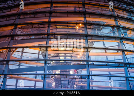 Kuppel, Reichstag, Tiergarten, Mitte, Berlin, Deutschland Banque D'Images