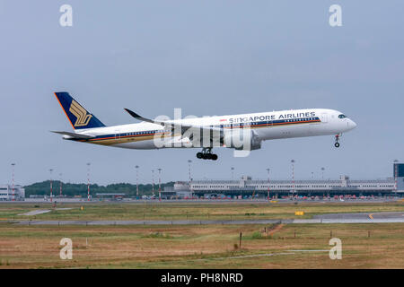 Singapore Airlines, Airbus A350-900 à Milan - Malpensa (MXP / LIMC) Italie Banque D'Images