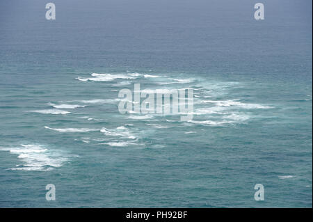 L'océan Pacifique et la mer de Tasman à Cape Reinga Banque D'Images