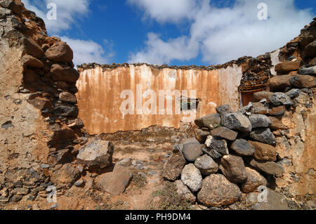 Maison abandonnée dans le désert Banque D'Images