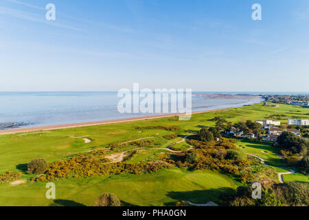 Vue aérienne de la Royal Jersey Golf Course, Gorey, Jersey, Channel Islands, Royaume-Uni, Europe Banque D'Images