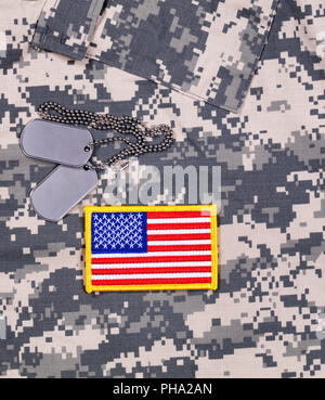 Patch Drapeau USA et ID tags avec uniforme Banque D'Images