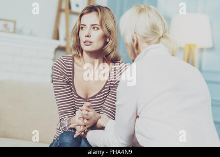 Malheureux jeune femme souffrant de dépression Banque D'Images