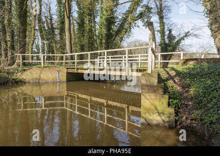 Vieux pont en bois aux Pays-Bas Banque D'Images