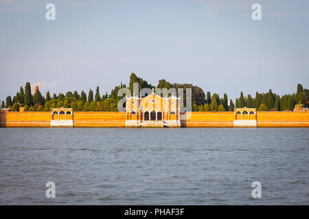 Cimetière de San Michele à Venise du front Banque D'Images