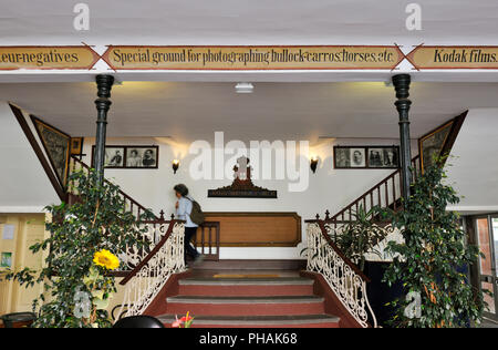 Photographia Vicentes. L'entrée principale du plus ancien studio de photographie du Portugal. Funchal, Madère Banque D'Images