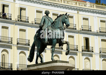 Le roi Carlos III (Charles le 3ème). Puertas del Sol. Madrid, Espagne Banque D'Images