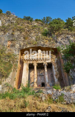 Tombeaux lyciens taillés dans la roche, Fethiye, Turquie Banque D'Images