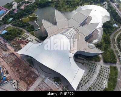 Guangzh, Chine. Août 31, 2018. Le bâtiment est en forme de fleur kapok Guangzhou Science Center de Guangzhou, province du Guangdong en Chine du sud. Crédit : SIPA Asie/ZUMA/Alamy Fil Live News Banque D'Images