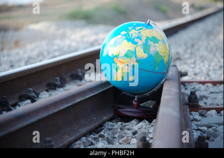 Globus sur le chemin de fer Banque D'Images