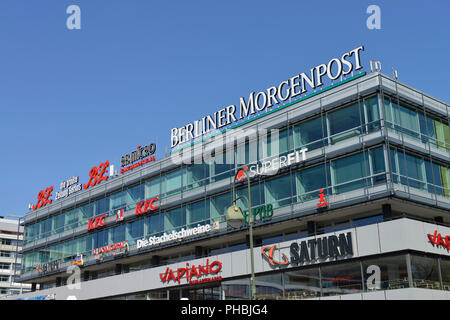 Werbung Berliner Morgenpost, Europa-Center, Breitscheidplatz, Charlottenburg, Berlin, Deutschland Banque D'Images