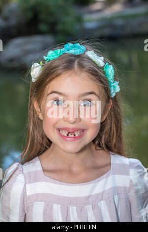 Funny little girl's portrait Banque D'Images