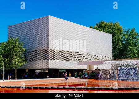 Lisbonne, Portugal - 15 août 2017 : l'Océanarium de Lisbonne est situé dans le Parque das Nacoes, qui a été l'exposition pour l'Expo 1998 Banque D'Images