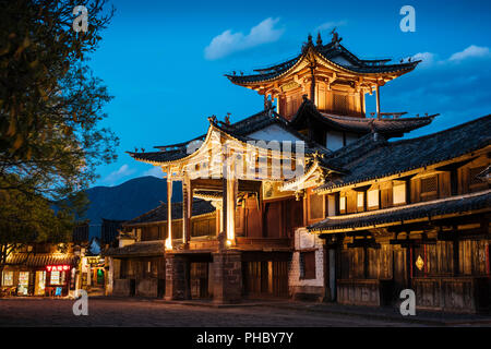 Les trois terrasses Pavilion, Shaxi, Yunnan Province, China, Asia Banque D'Images