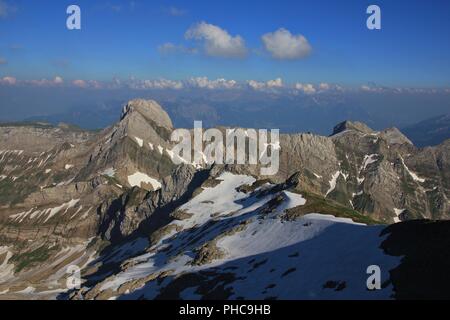 Vue depuis le Mont Santis vers le Mont Altmann, Suisse. Banque D'Images