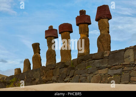 L'ahu Nau Nau, Anakana, île de Pâques, Rapa Nui, Chili, Isla de Pascua Banque D'Images