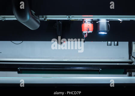 Processus technique de fixation de la plaque de l'industrie de la flexographie personne machine Banque D'Images