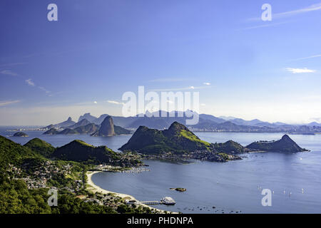 Skyline de Rio de Janeiro de Niteroi Banque D'Images