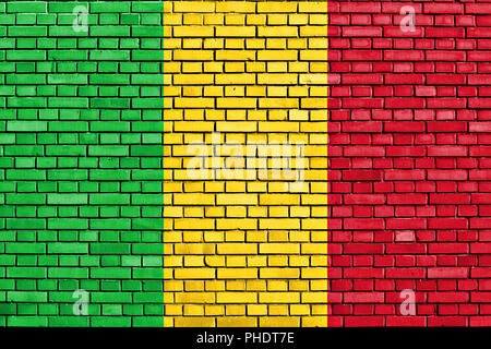 Pavillon de Mali peint sur mur de brique Banque D'Images